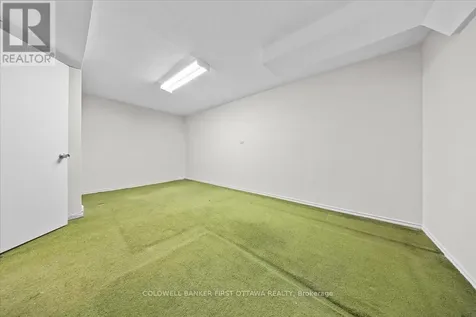 1841 Thistleleaf Crescent Ottawa ON K1C 5W8