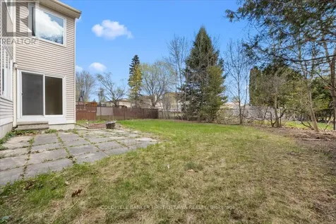 1841 Thistleleaf Crescent Ottawa ON K1C 5W8