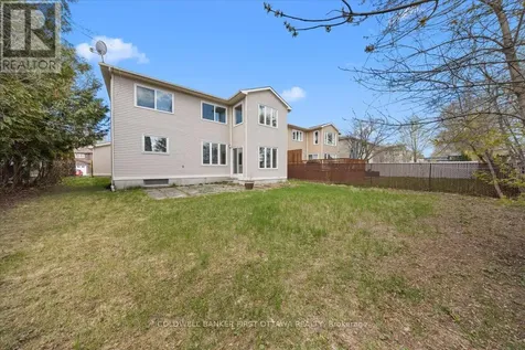1841 Thistleleaf Crescent Ottawa ON K1C 5W8
