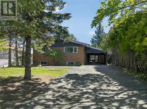 27 Nepahwin Avenue Sudbury ON P3E 2H5
