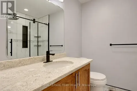 11 Marcay Street Ottawa ON K2G 6X3