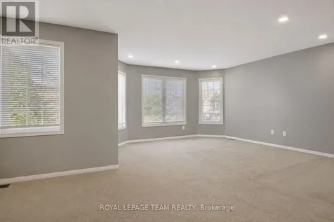 11 Marcay Street Ottawa ON K2G 6X3