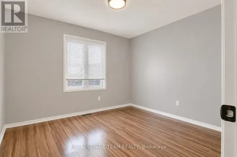 11 Marcay Street Ottawa ON K2G 6X3