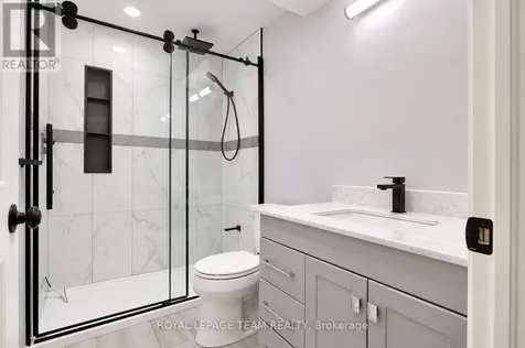 11 Marcay Street Ottawa ON K2G 6X3