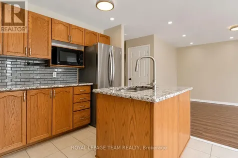 11 Marcay Street Ottawa ON K2G 6X3
