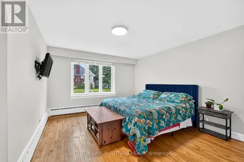 79 Riverdale Avenue Ottawa ON K1S 1R1