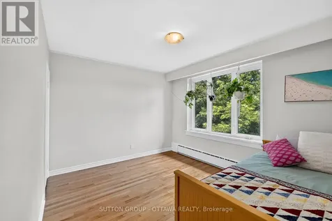 79 Riverdale Avenue Ottawa ON K1S 1R1
