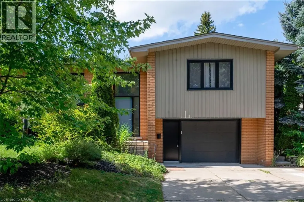 58 Cyprus Drive Kitchener ON N2M 4R5