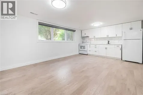 58 Cyprus Drive Kitchener ON N2M 4R5