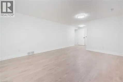 58 Cyprus Drive Kitchener ON N2M 4R5