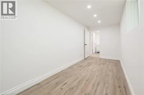 58 Cyprus Drive Kitchener ON N2M 4R5