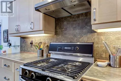 28 Bridlewood Crescent Wasaga Beach ON L9Z 1B4