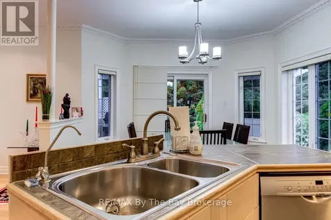 28 Bridlewood Crescent Wasaga Beach ON L9Z 1B4