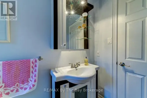 28 Bridlewood Crescent Wasaga Beach ON L9Z 1B4