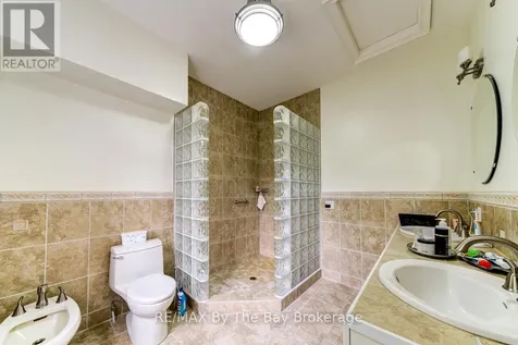 28 Bridlewood Crescent Wasaga Beach ON L9Z 1B4