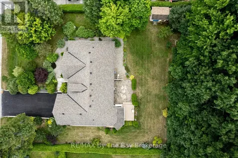 28 Bridlewood Crescent Wasaga Beach ON L9Z 1B4