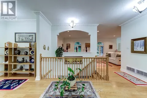 28 Bridlewood Crescent Wasaga Beach ON L9Z 1B4