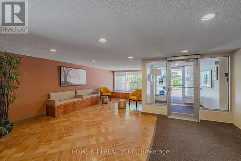 555 Brittany Drive Ottawa ON K1K 4C5