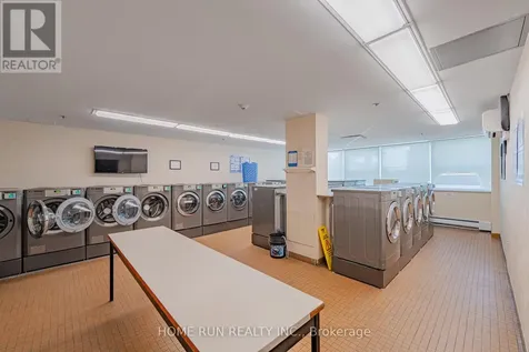 555 Brittany Drive Ottawa ON K1K 4C5