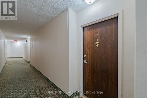 555 Brittany Drive Ottawa ON K1K 4C5