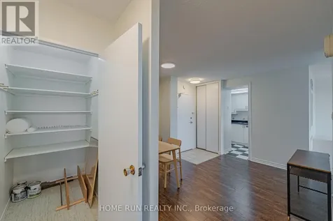 555 Brittany Drive Ottawa ON K1K 4C5
