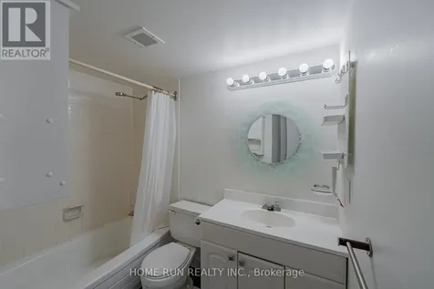 555 Brittany Drive Ottawa ON K1K 4C5