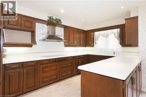 405 Glasgow Street Kitchener ON N2M 2N1
