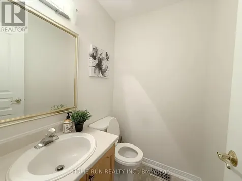4354 Wildmint Square Ottawa ON K1V 1N5