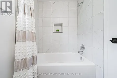 11 Broadview Crescent Cambridge ON N1R 3V6
