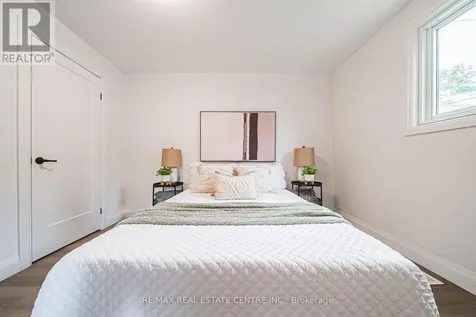 11 Broadview Crescent Cambridge ON N1R 3V6