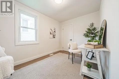 11 Broadview Crescent Cambridge ON N1R 3V6