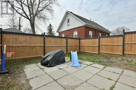 51 Main Street West Smiths Falls ON K7A 1M7
