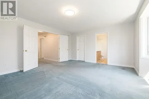 127 Finn Court Ottawa ON K1V 2C6