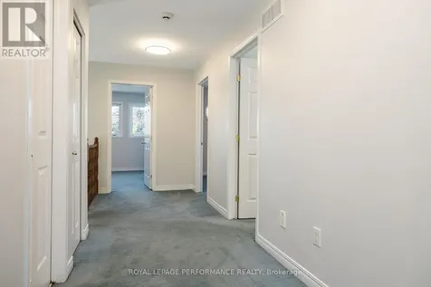 127 Finn Court Ottawa ON K1V 2C6