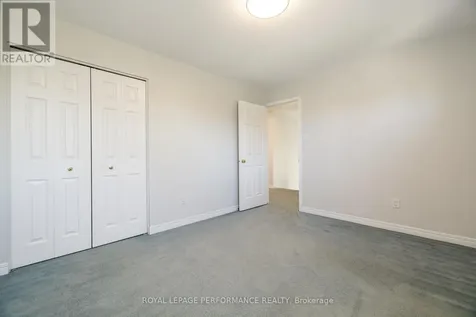 127 Finn Court Ottawa ON K1V 2C6
