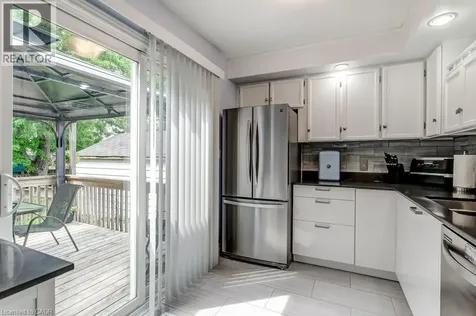 234 East 27th Street Hamilton ON L8V 3G4