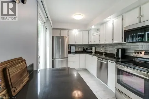 234 East 27th Street Hamilton ON L8V 3G4