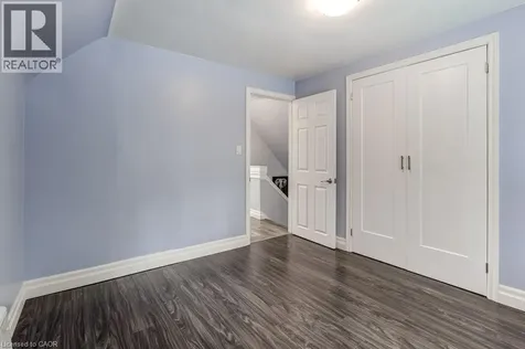 234 East 27th Street Hamilton ON L8V 3G4