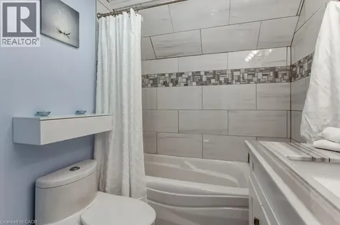 234 East 27th Street Hamilton ON L8V 3G4