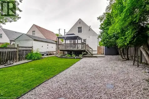 234 East 27th Street Hamilton ON L8V 3G4