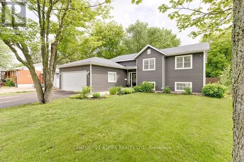 34 Selkirk Street Petawawa ON K8H 1P2