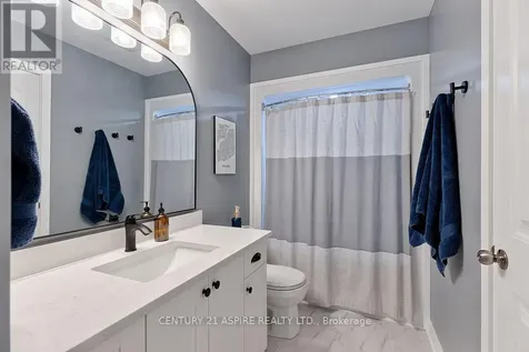 34 Selkirk Street Petawawa ON K8H 1P2