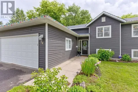 34 Selkirk Street Petawawa ON K8H 1P2