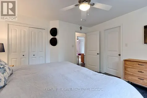 34 Selkirk Street Petawawa ON K8H 1P2