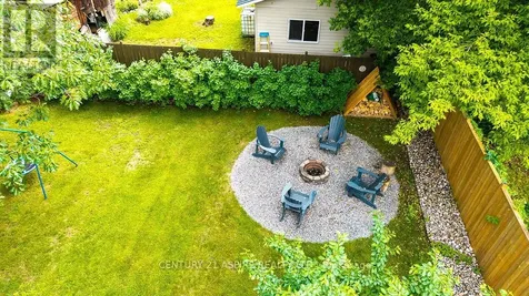 34 Selkirk Street Petawawa ON K8H 1P2