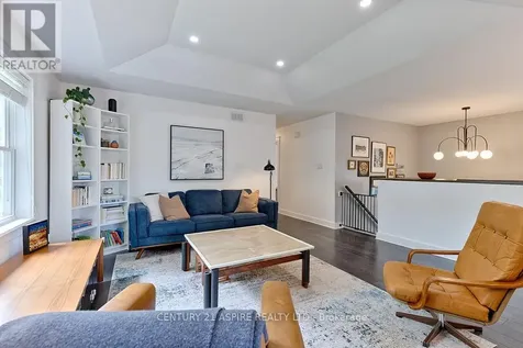 34 Selkirk Street Petawawa ON K8H 1P2