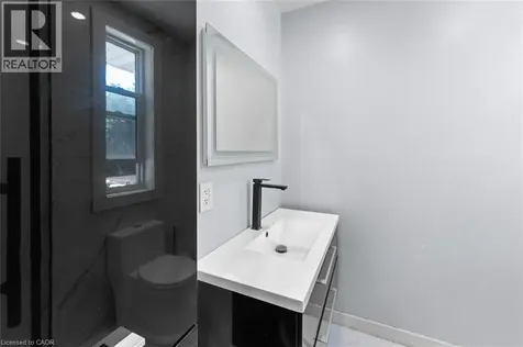 221 Bowen Road Fort Erie ON L2A 2Y6