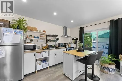 221 Bowen Road Fort Erie ON L2A 2Y6