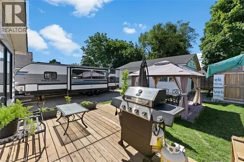 221 Bowen Road Fort Erie ON L2A 2Y6