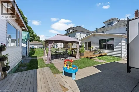 221 Bowen Road Fort Erie ON L2A 2Y6